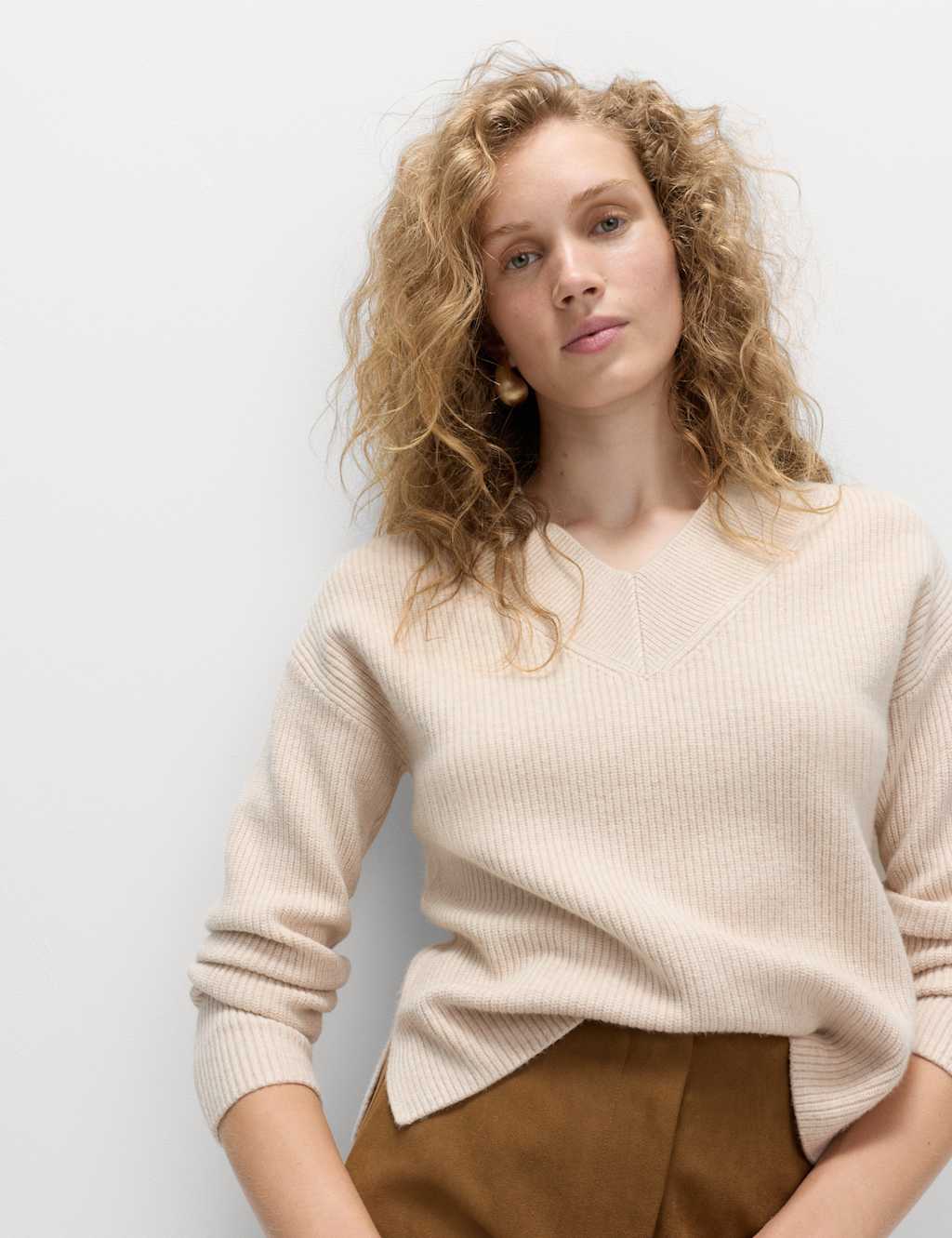 M&S Collection Women's Ribbed V-Neck Relaxed Jumper - Natural, Dark Khaki,Natural,Rouge,Dark Grape