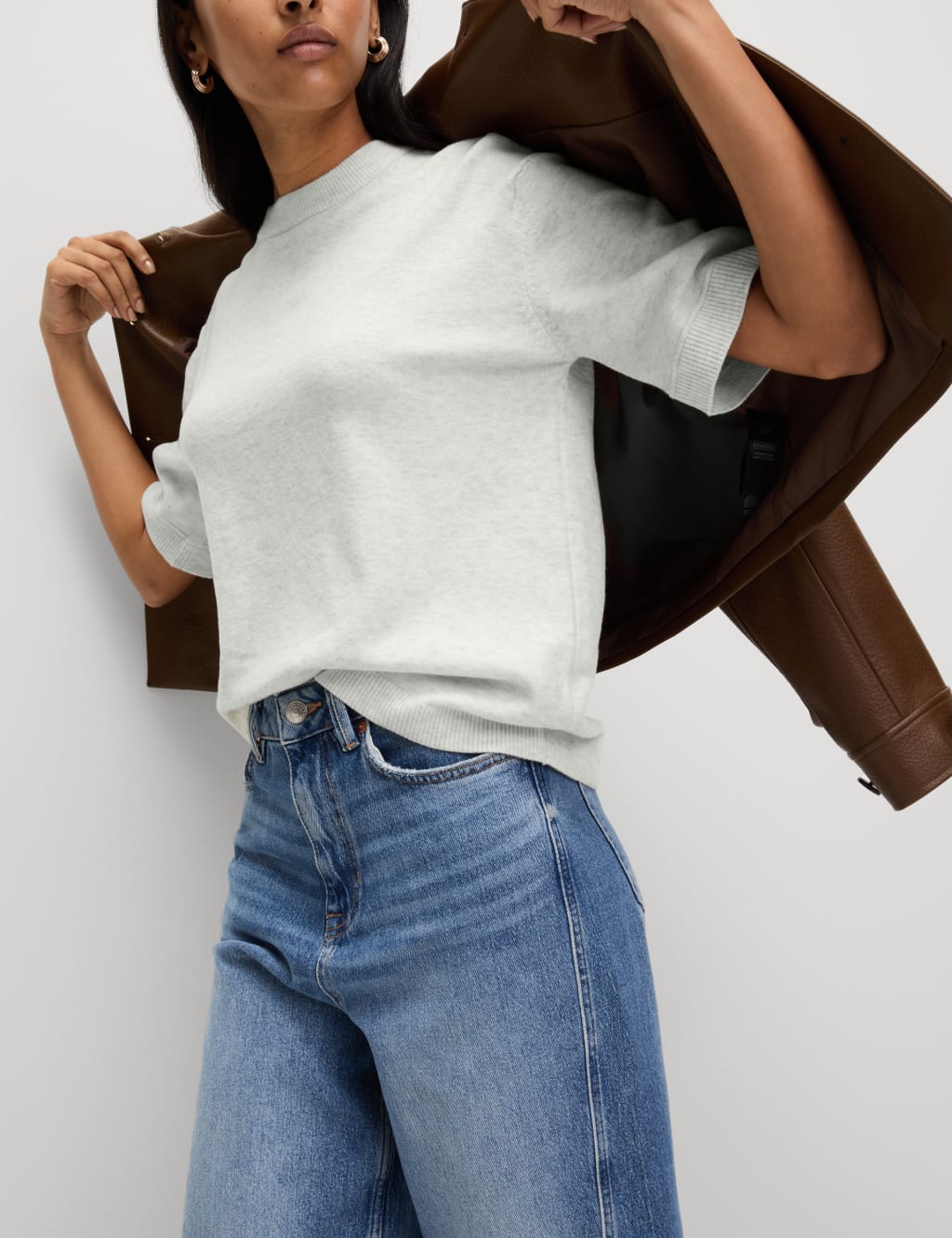 Air-Yarn Crew Neck Knitted Top