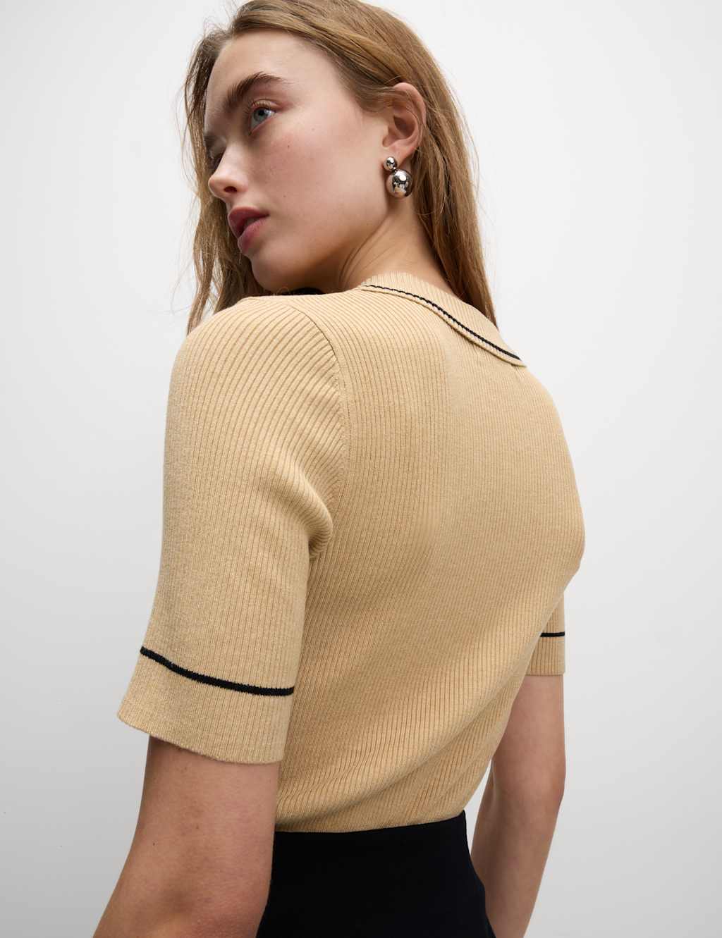 Ribbed Collared Tipped Detail Knitted Top