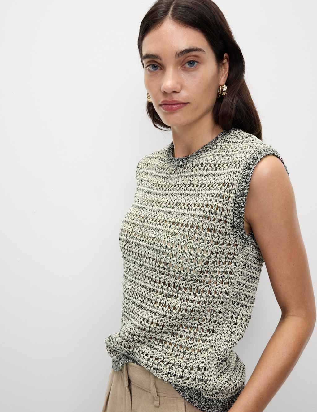 Crew Neck Slim Fit Knitted Vest with Cotton