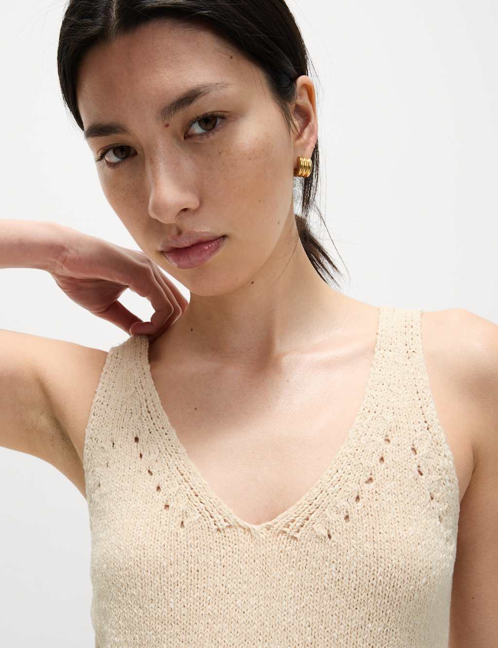 Cotton Blend Textured V-Neck Knitted Vest