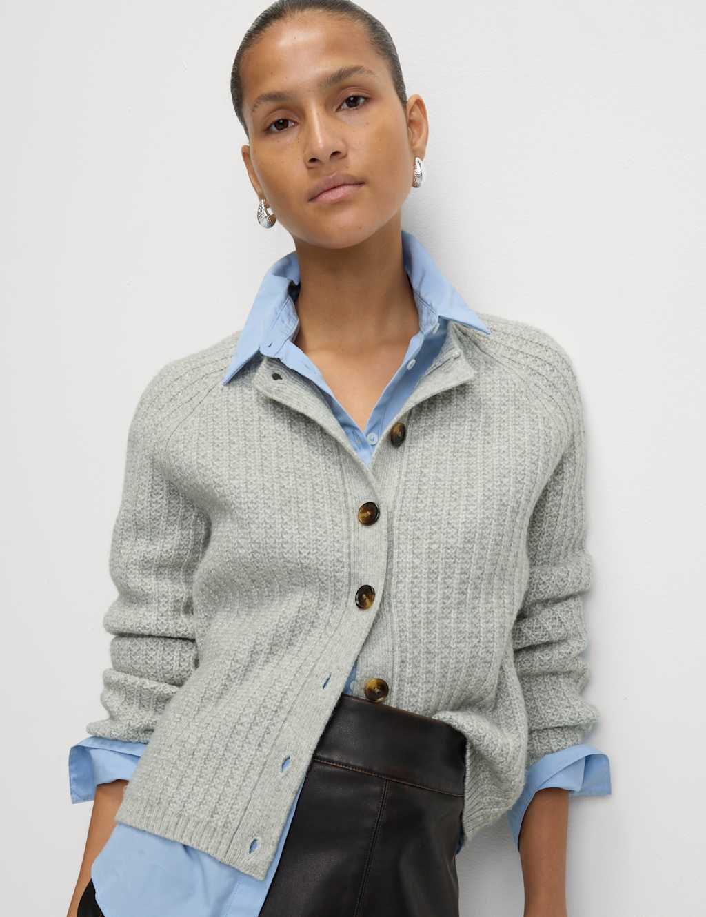 M&S Cloud-Yarn Textured Crew Neck Cardigan Light Grey