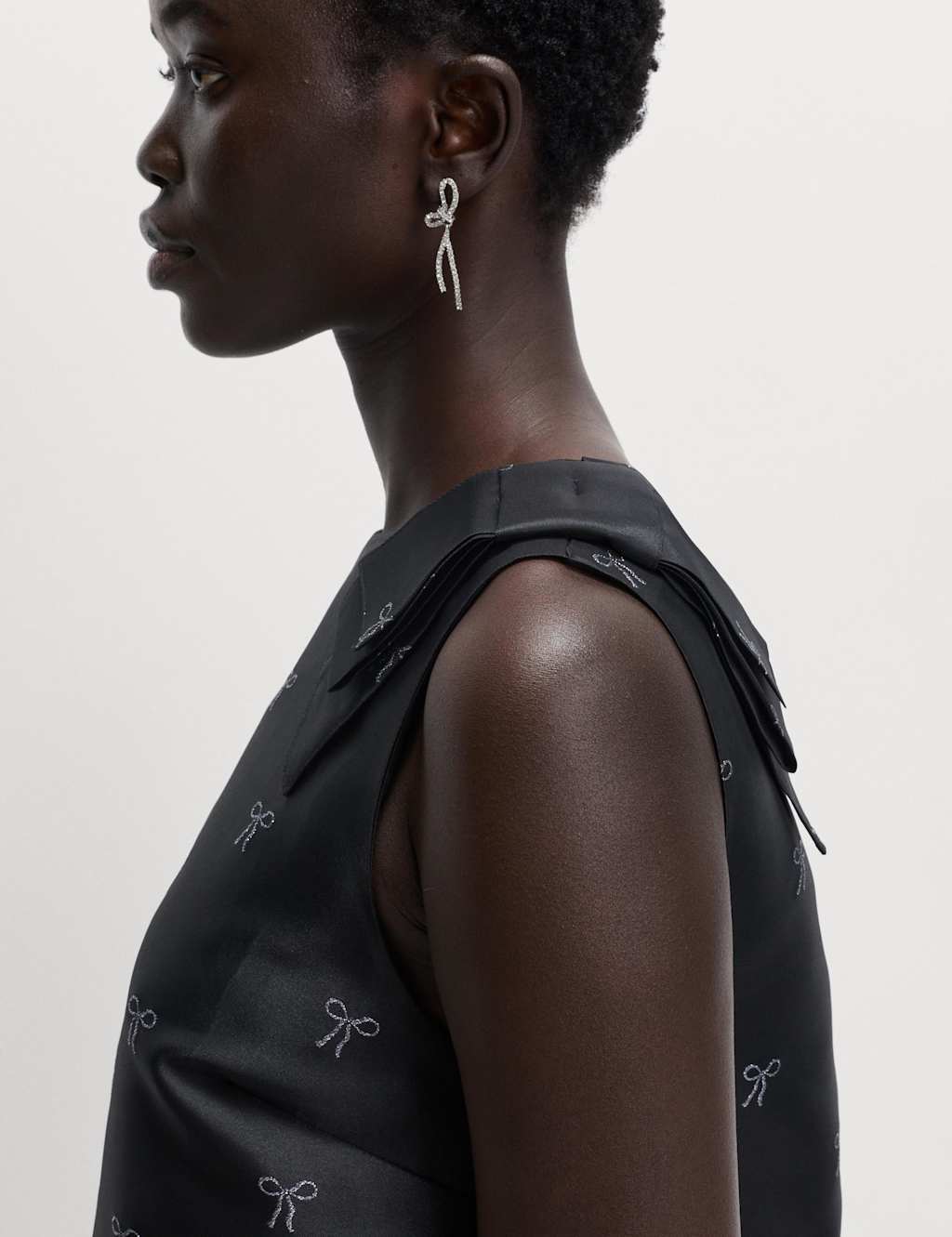 M&S Jacquard Bow Top Black Mix