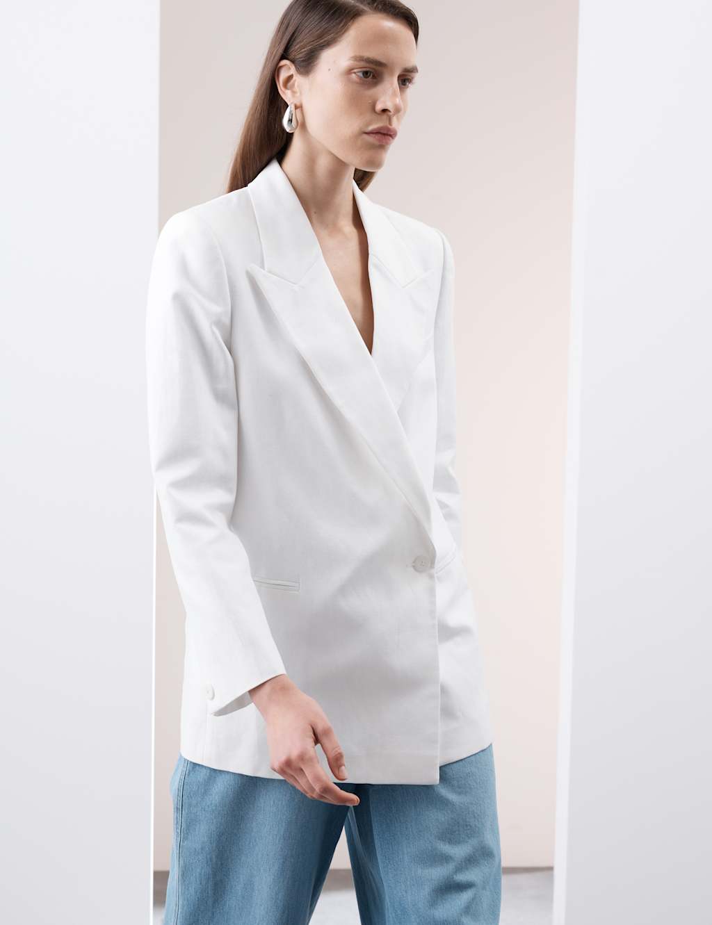 Linen Blend Single Breasted Blazer