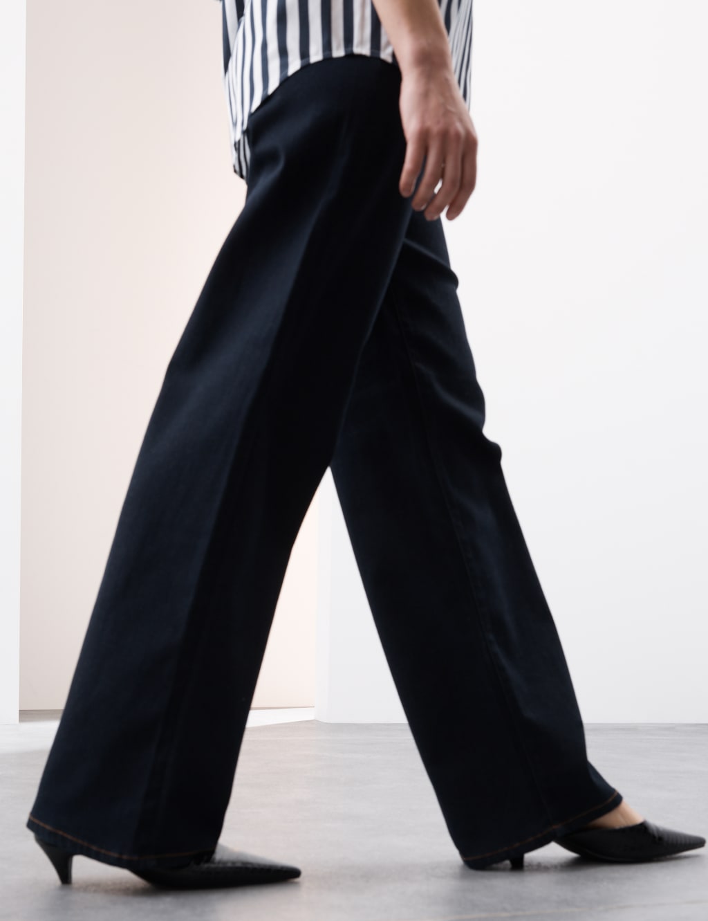 High Waisted Wide Leg Jeans