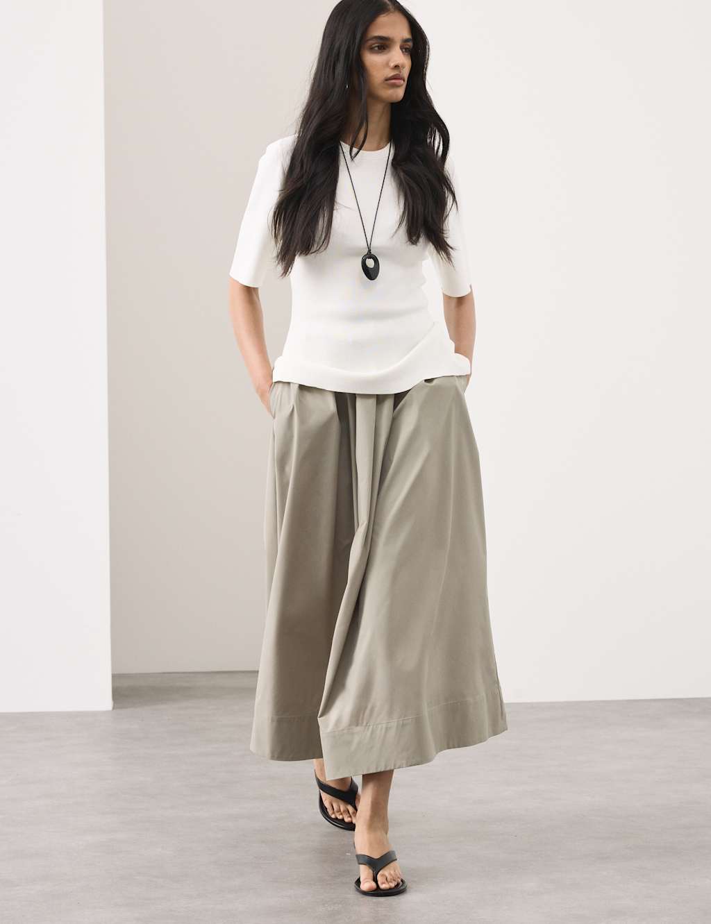 Autograph Women's Taffeta Pleated Maxi Skirt - 16 - Putty