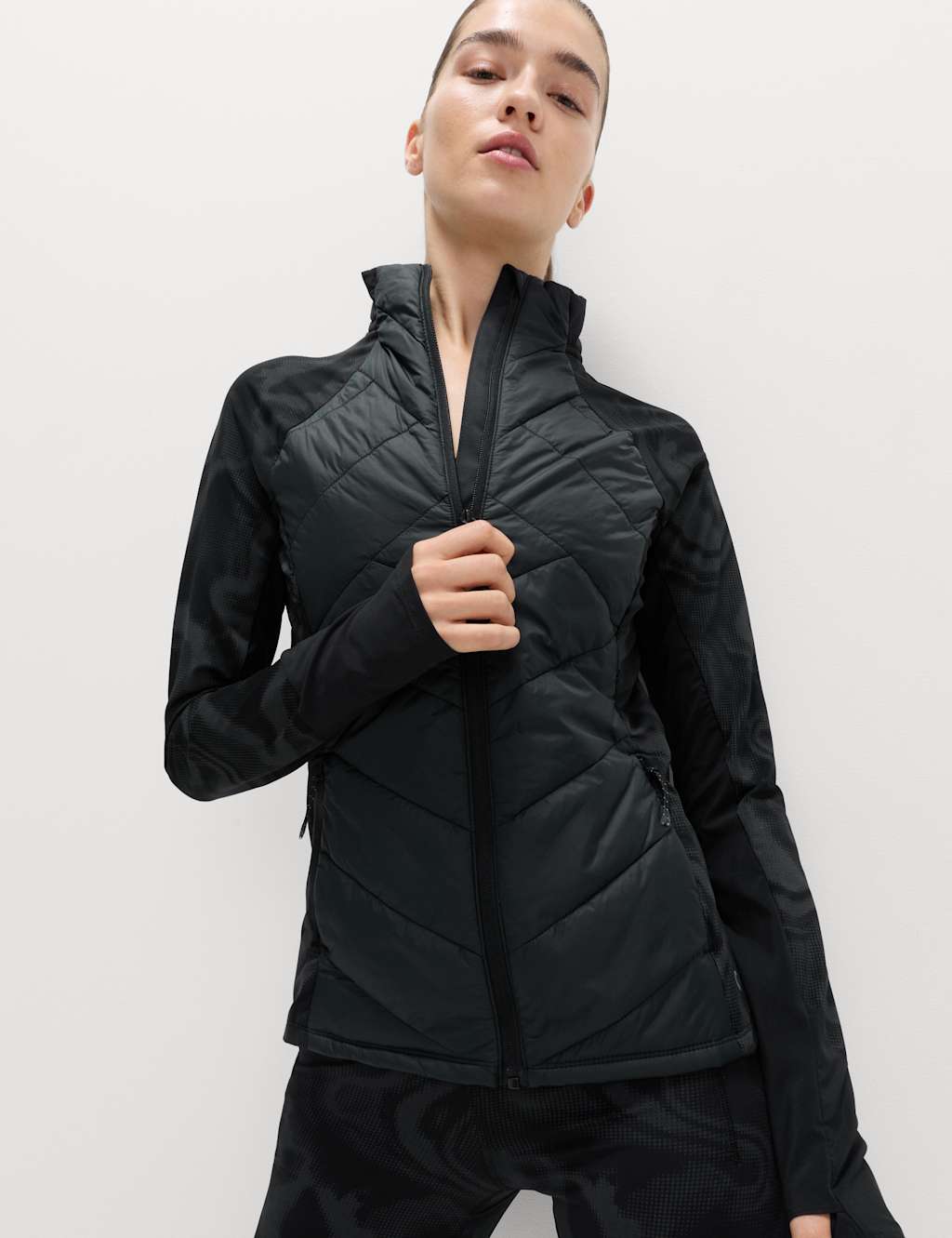 Goodmove Stormwear Funnel Neck Reflective Padded Running Jacket Black/Silver