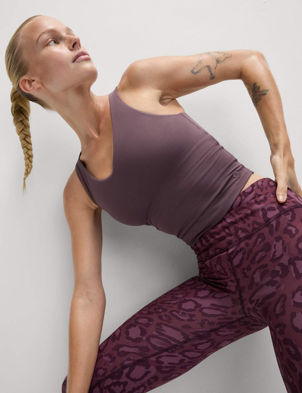 Goodmove V-Neck Padded Fitted Yoga Crop Vest Top Dusted Plum