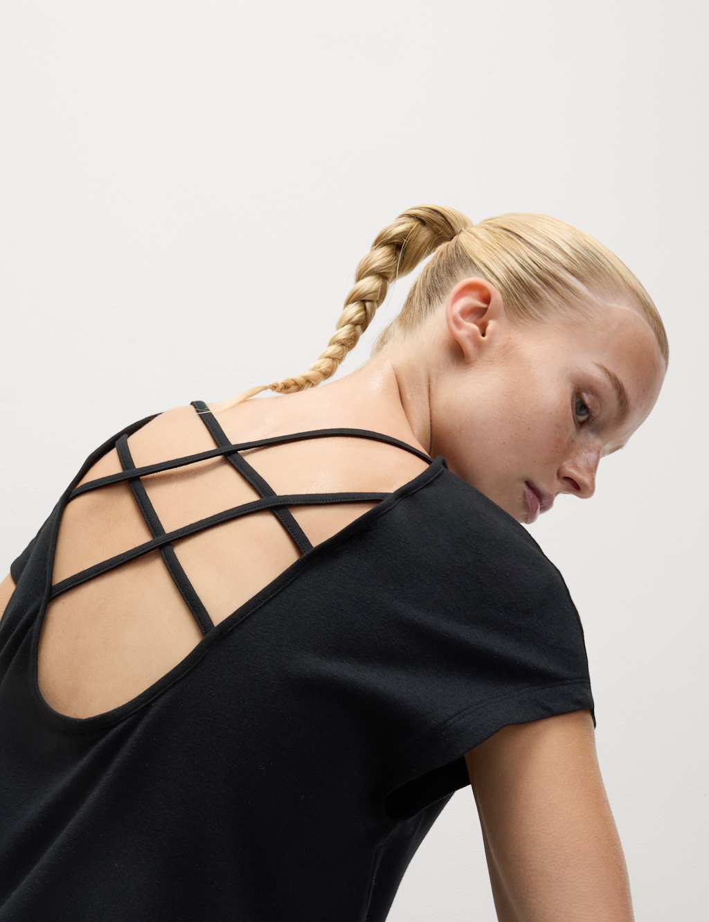 Goodmove Modal Blend Yoga T-Shirt Black