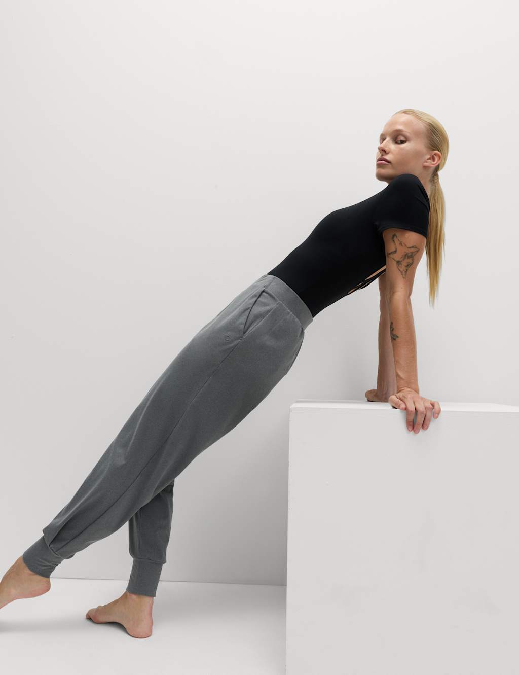 Goodmove Go Balance High Waisted Tapered Joggers Grey Marl