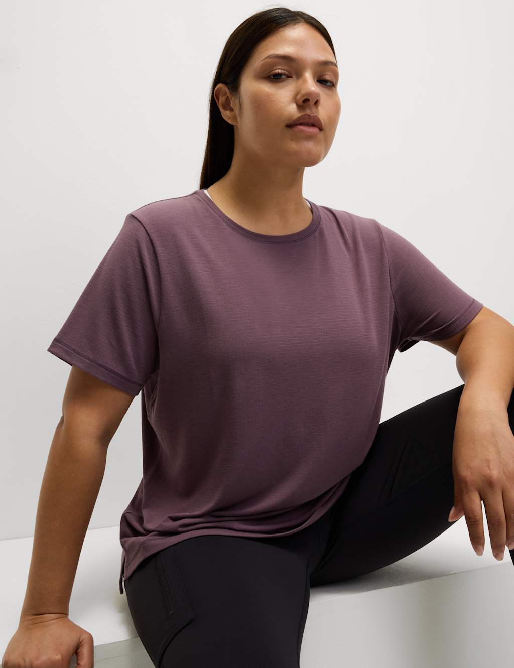 Goodmove Brushed Crew Neck Relaxed T-Shirt Dusted Plum
