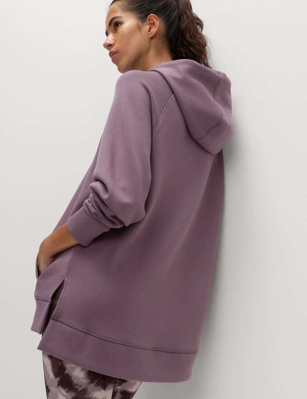 Goodmove Relaxed Yoga Longline Hoodie Dusted Plum