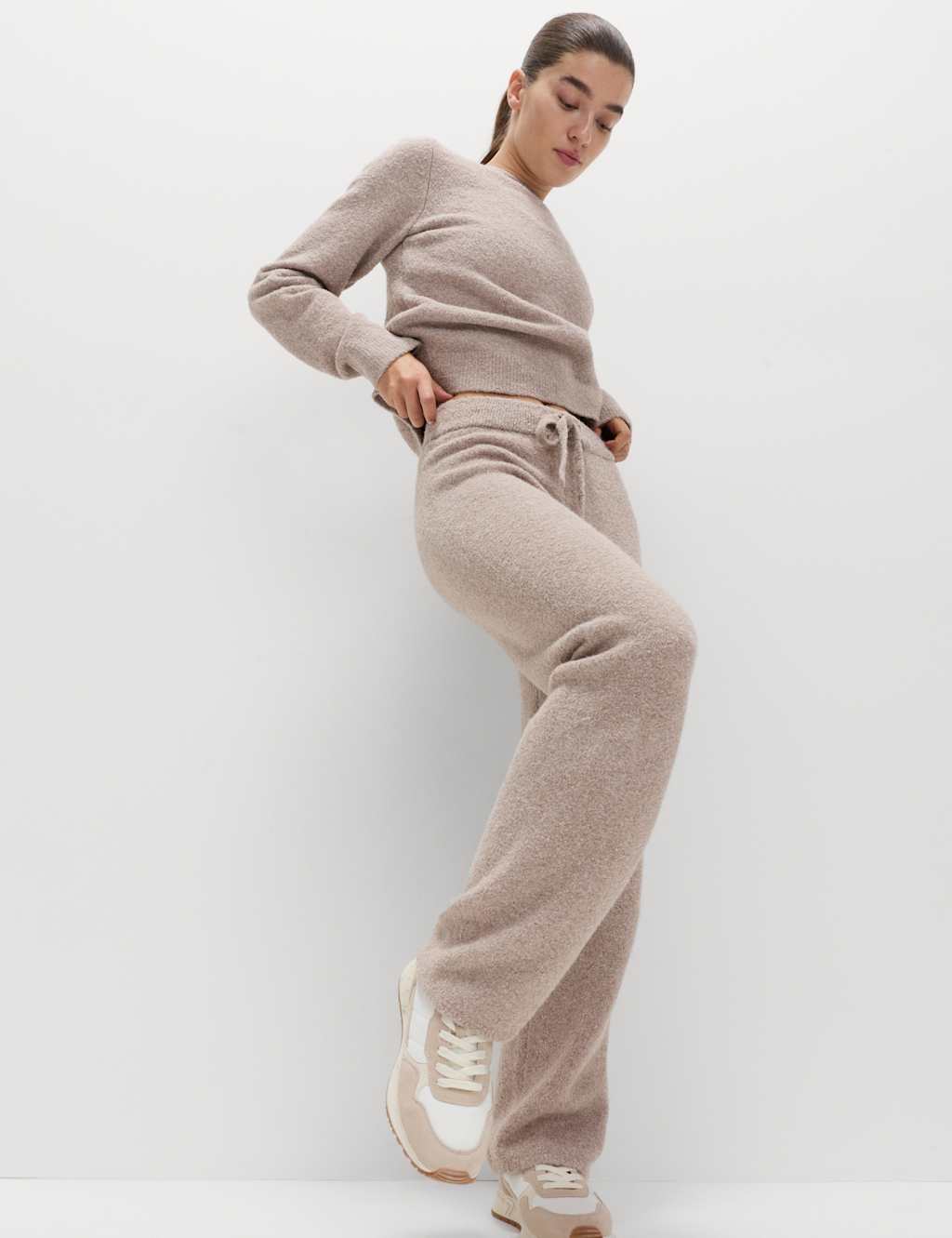 Goodmove Super Soft Boucle High Waisted Wide Leg Joggers Light Beige