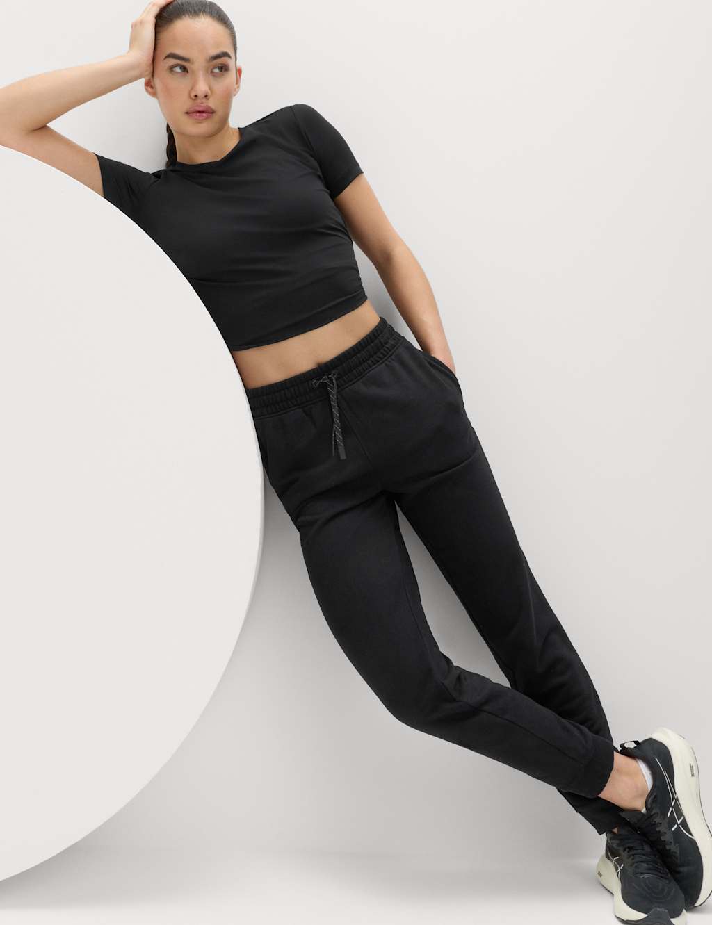 Goodmove Women's Cotton Rich Cuffed High Waisted Tapered Joggers - 12 - Black