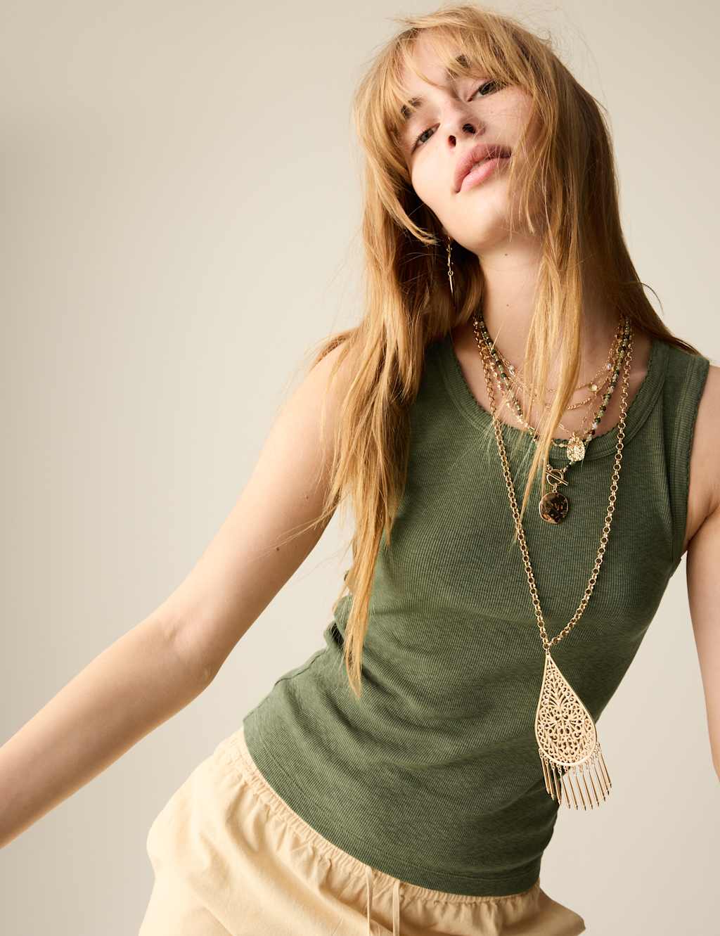 Cotton Rich Ribbed Scoop Neck Fitted Vest