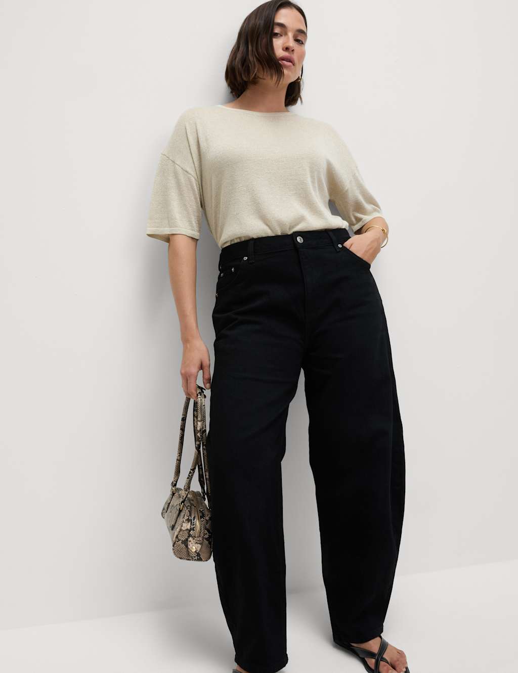 Mid Rise Relaxed Horseshoe Jeans