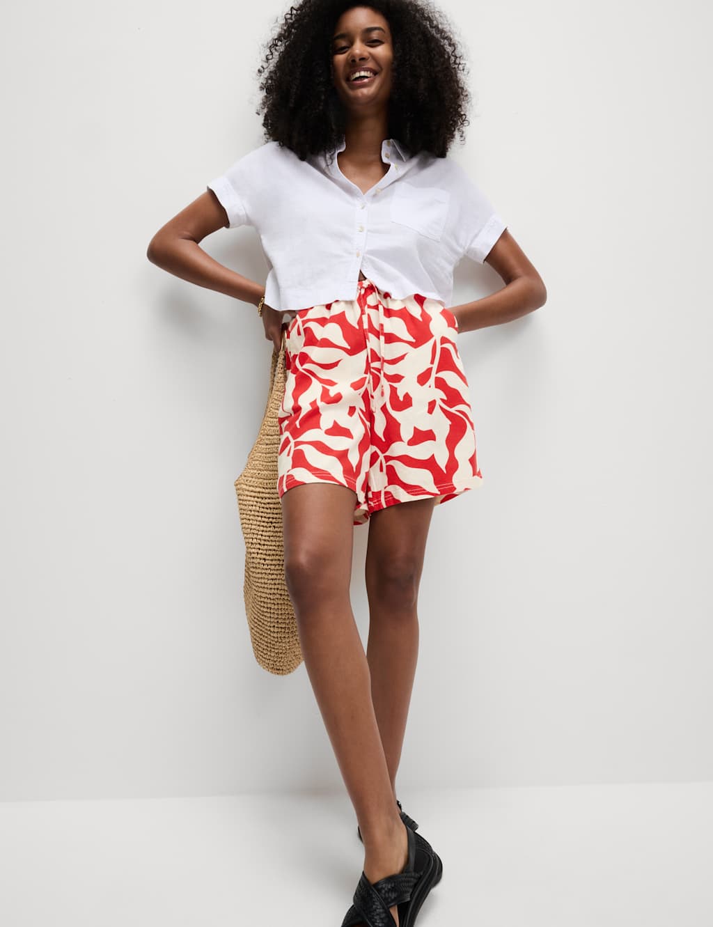 Linen Rich High Waisted Shorts