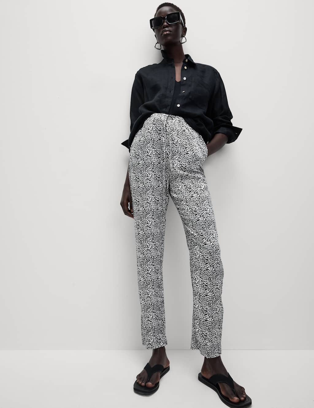 Pure Twill Printed High Waisted Tapered Trousers