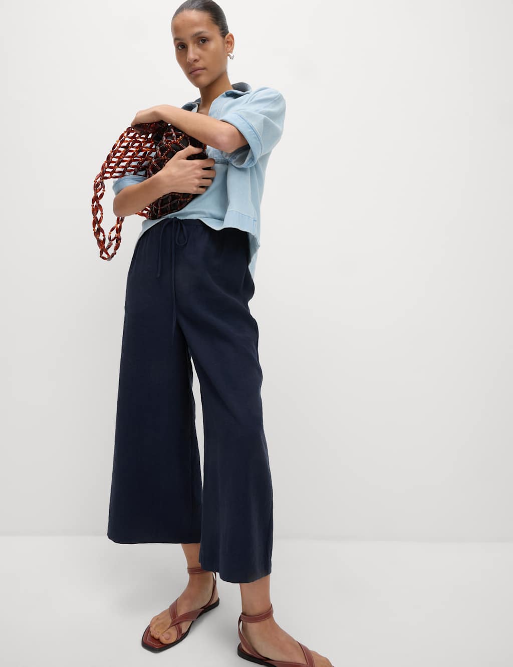 Lyocell Rich Wide Leg Cropped Trousers