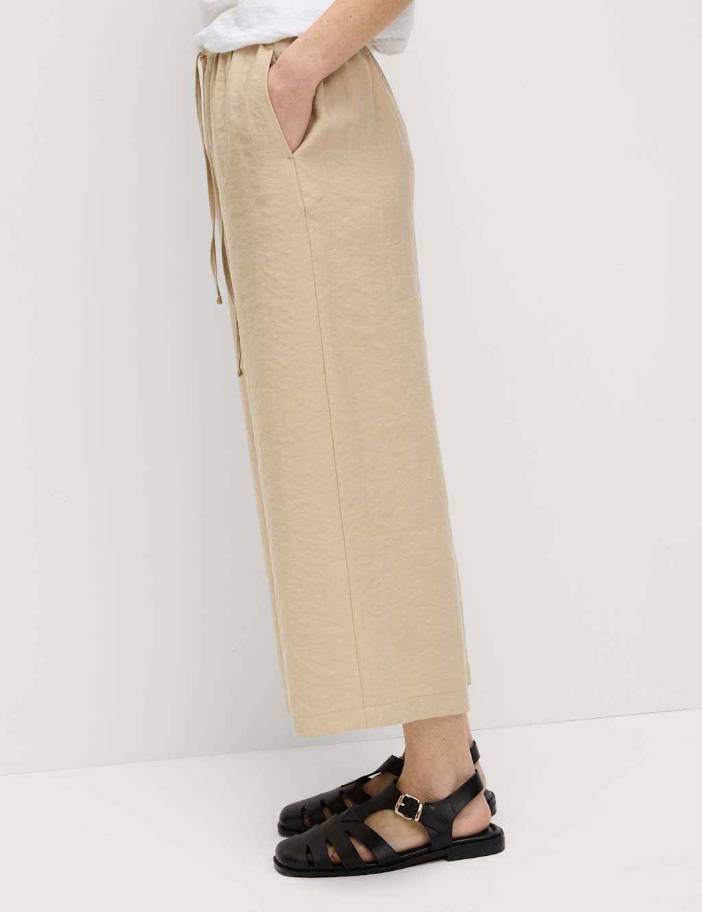 Lyocell Rich Wide Leg Cropped Trousers