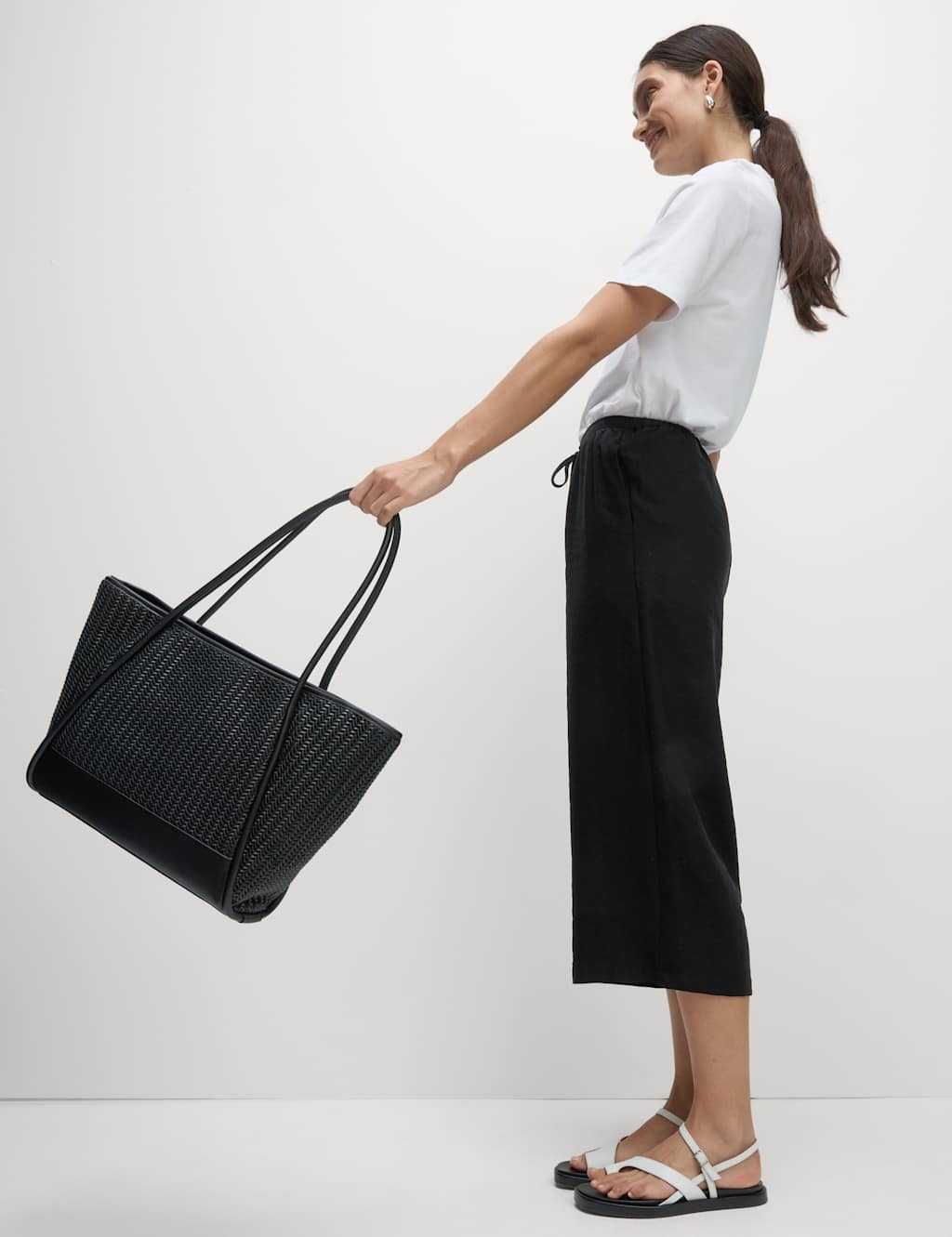 Lyocell Rich Wide Leg Cropped Trousers