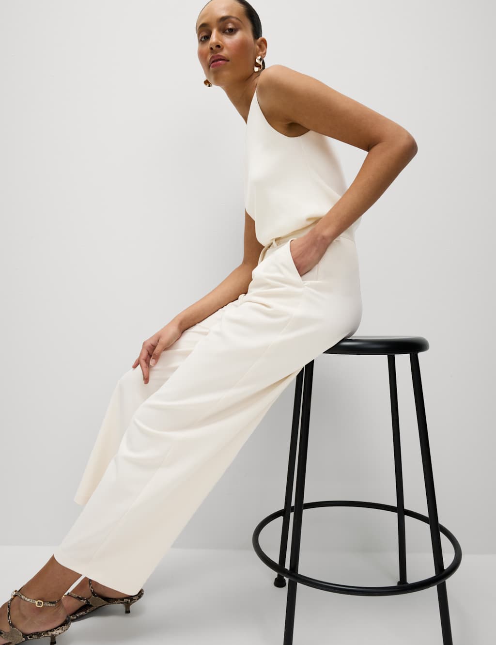 Barrel Leg Trousers