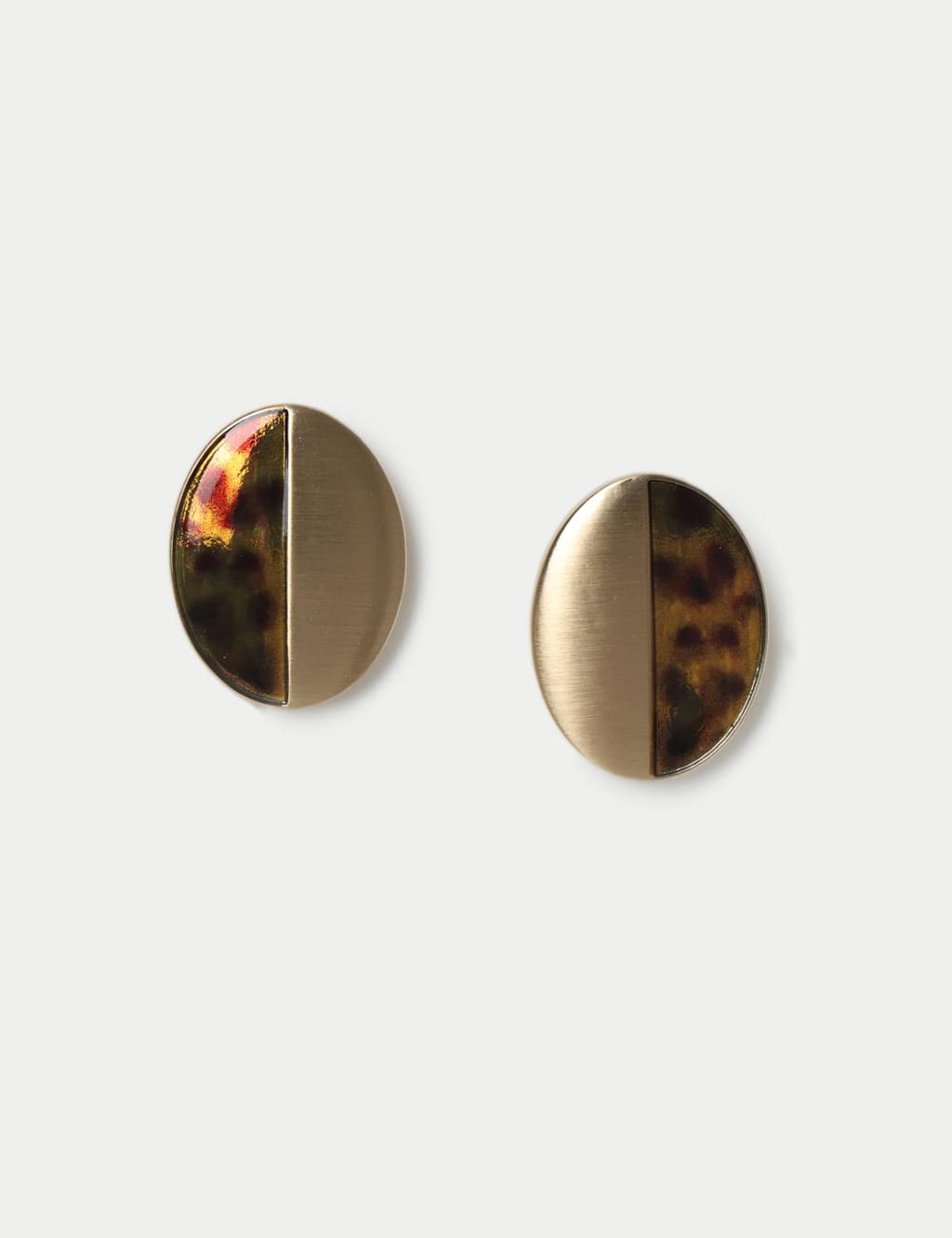 Brushed and Tort Design Oval Stud Earrings
