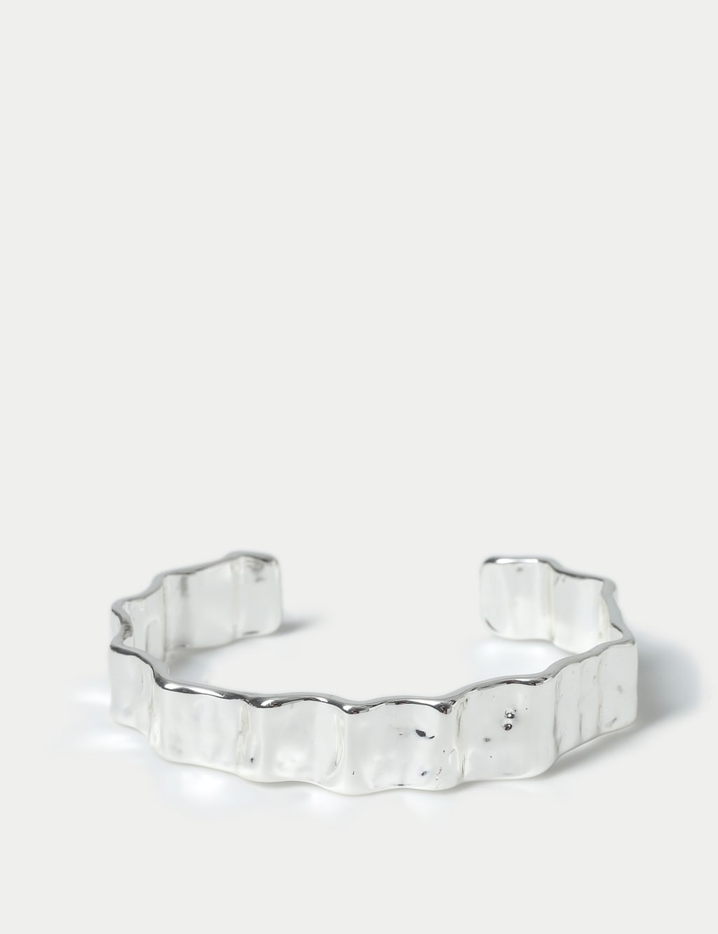 Silver Tone Swirl Detail Bangle