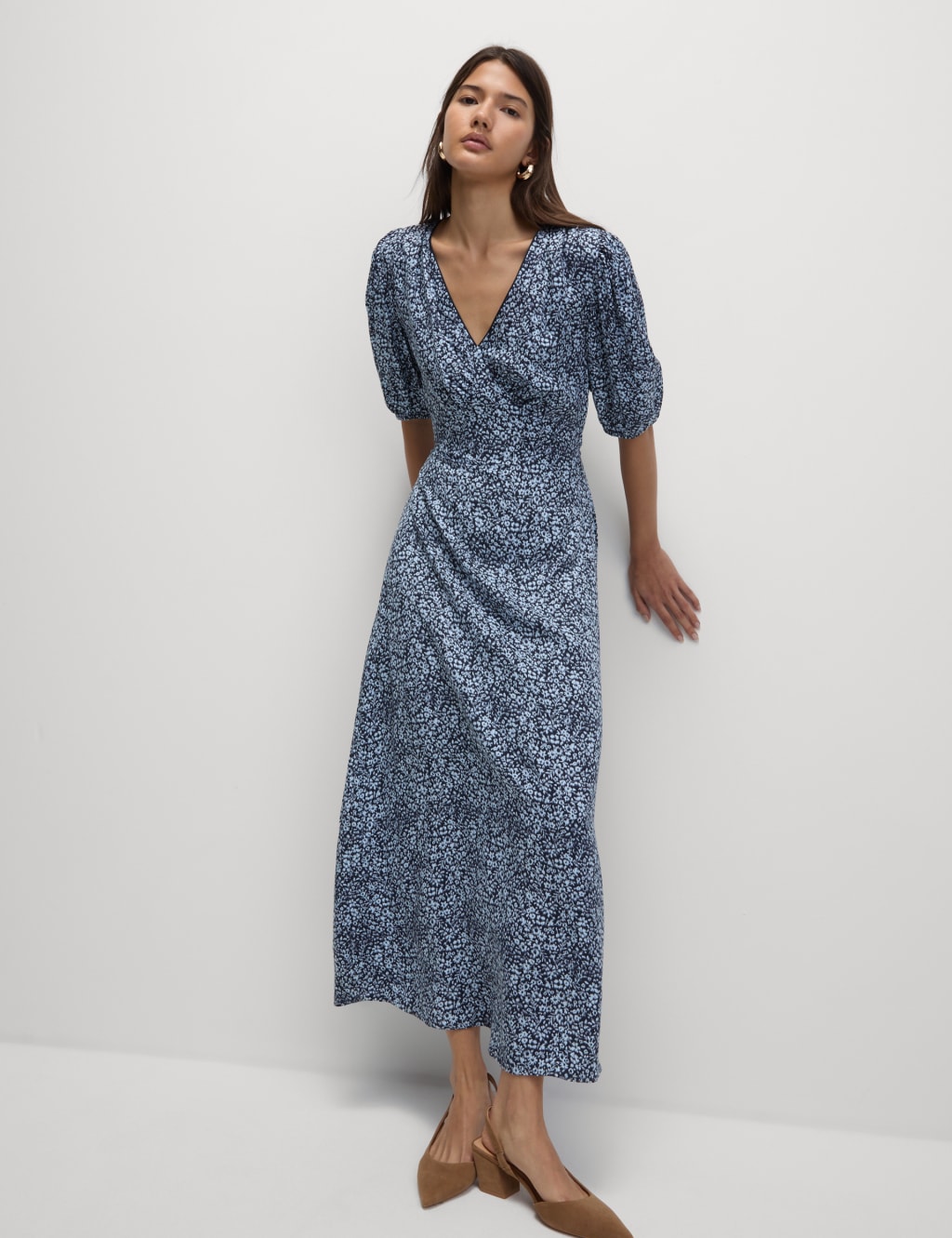 Printed V-Neck Puff Sleeve Midi Tea Dress