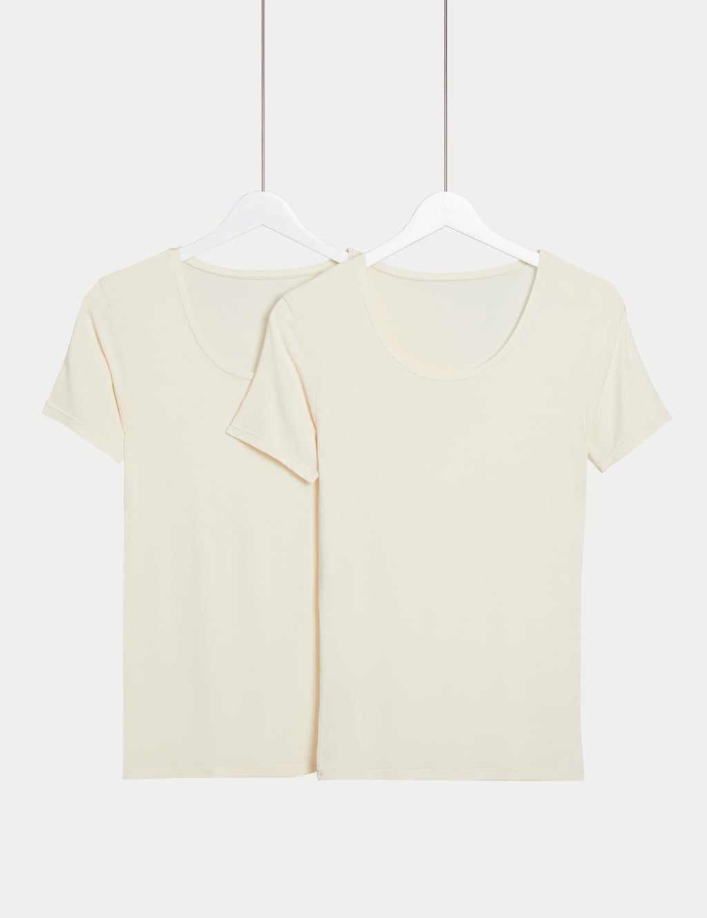 2pk Heatgen™ Thermal Short Sleeve Tops