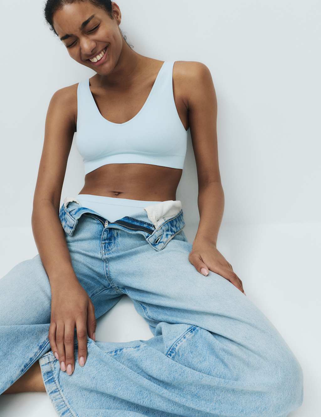 M&S Women's 3 Pack Seamless V-Neck Crop Tops - Large - Grey Mix