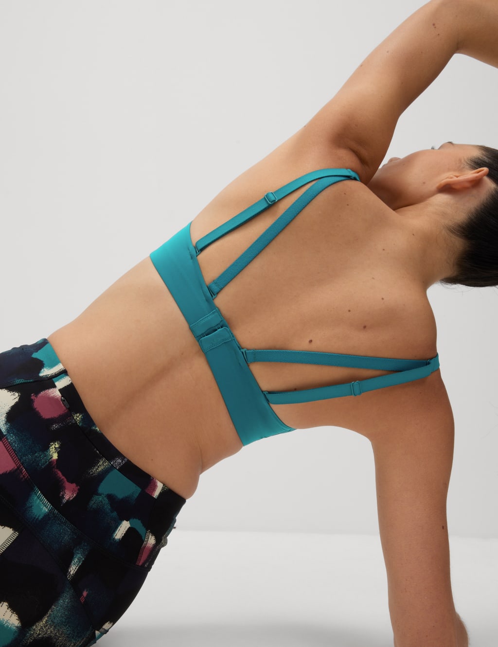 Flexifit™ Medium Support Sports Bra (A-E)