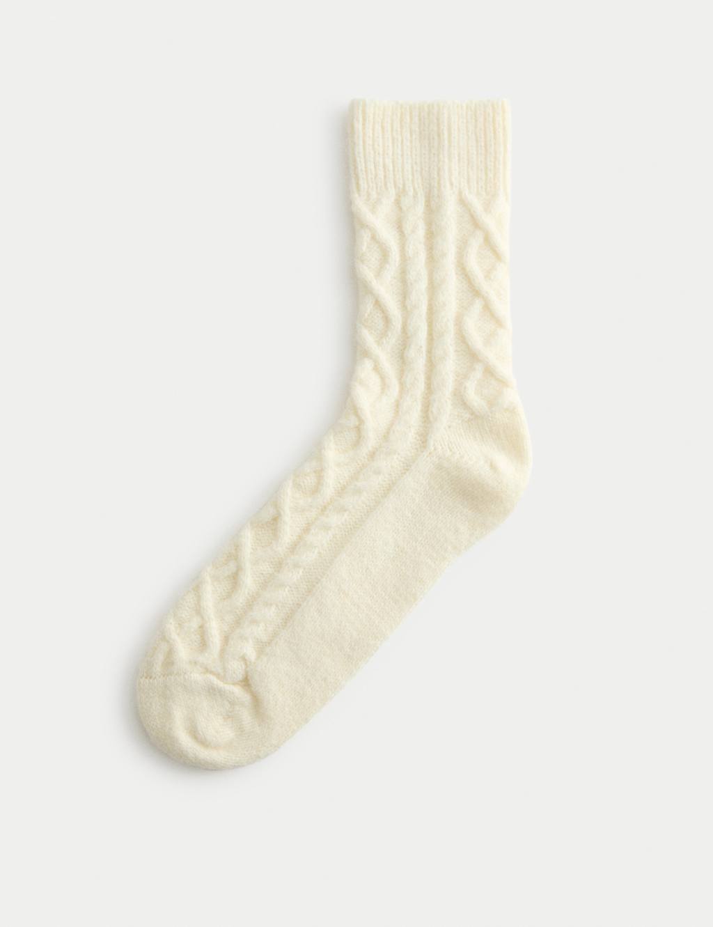 M&S Cable Knit Ankle High Socks Ivory