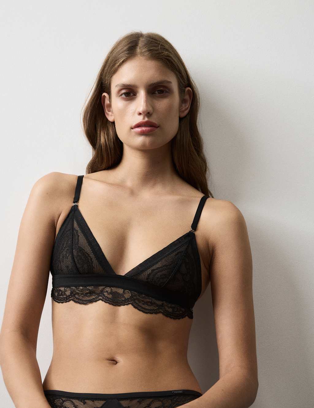 Autograph Murcia Lace Non Wired Bralette (A-E) Black