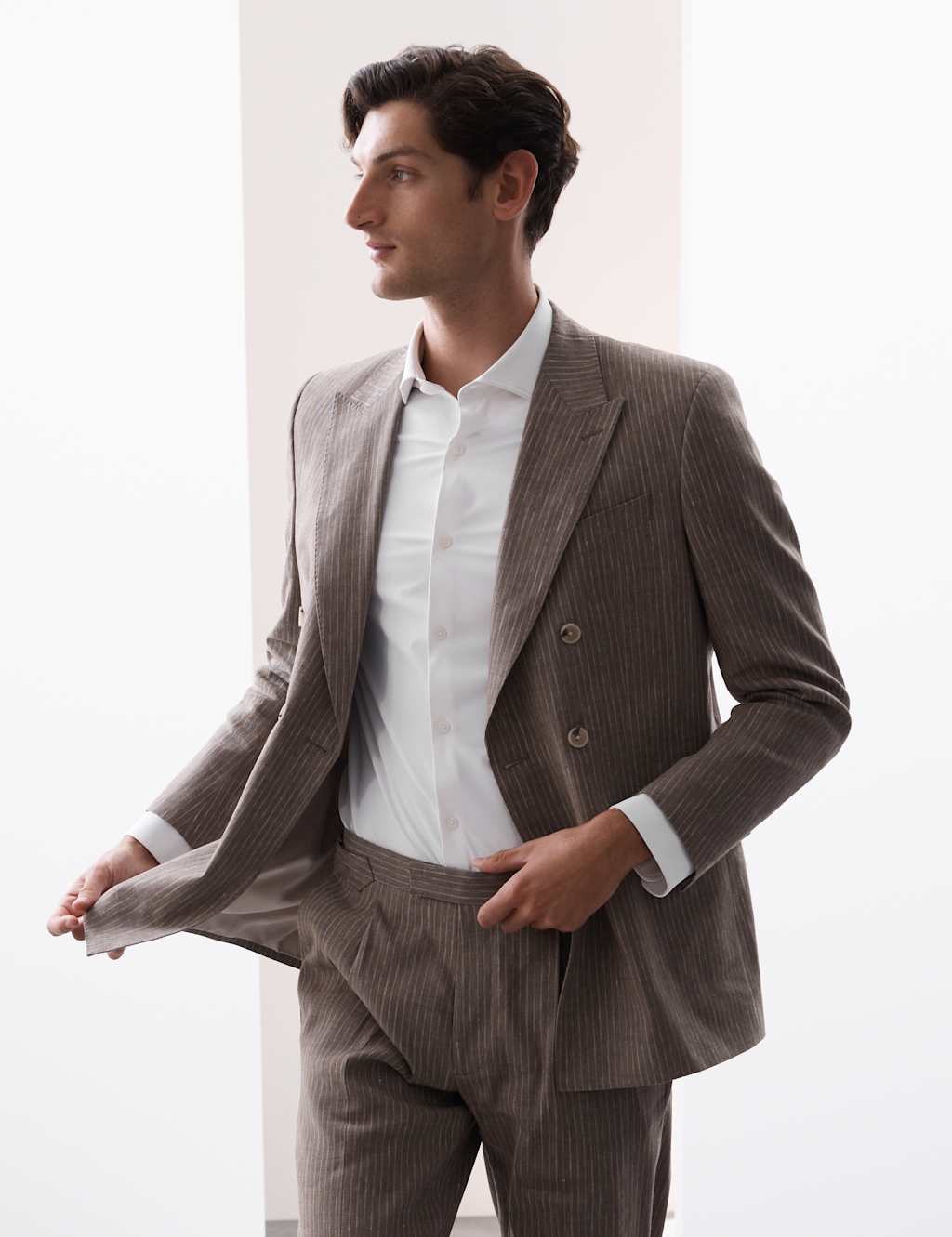 Tailored Fit Stretch Performance Shirt
