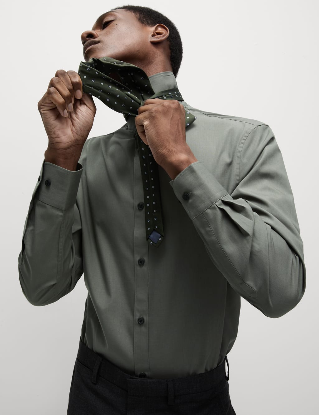 Slim Fit Easy Iron Cotton Blend Shirt