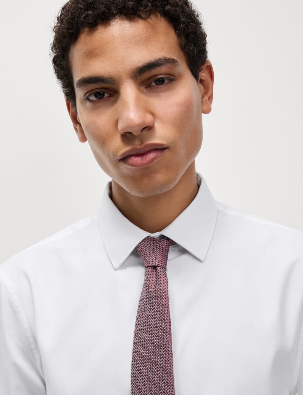 Regular Fit Easy Iron Cotton Blend Shirt & Tie
