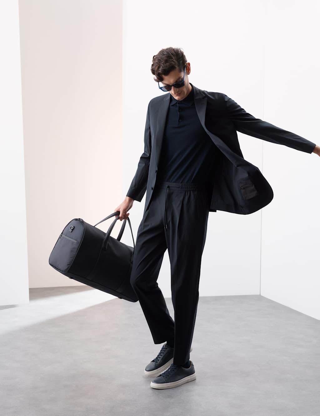 Tailored Fit Performance Packable Suit Jacket