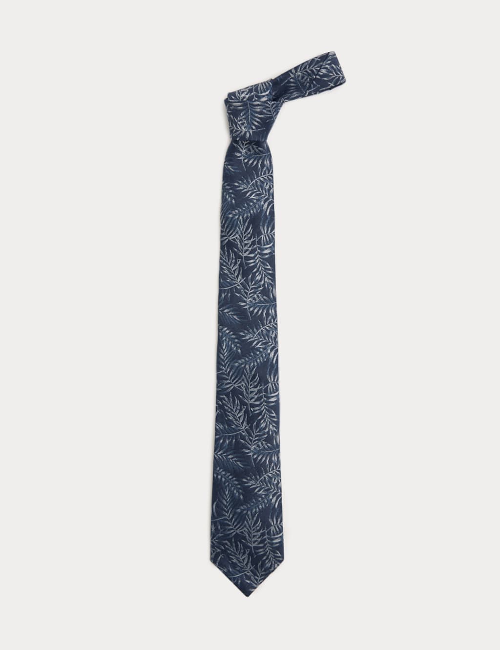 M&S Men's Silk Linen Blend Printed Leaf Tie - Indigo