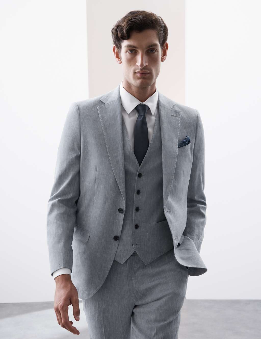 Tailored Fit Italian Performance Linen Blend Suit Jacket
