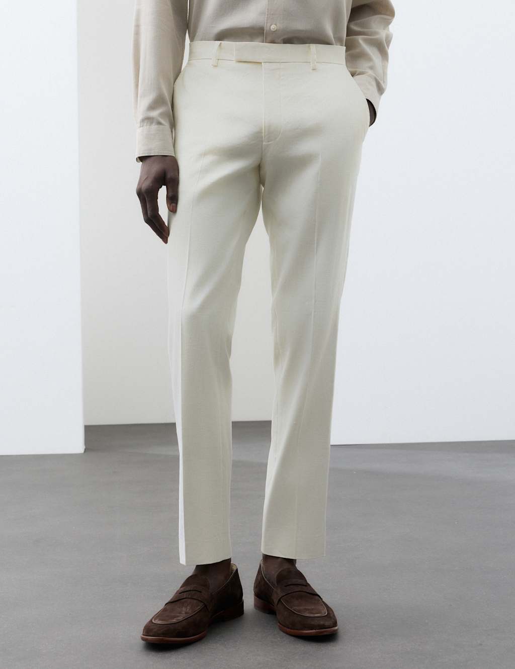 Autograph Men's Tailored Fit Italian Performance Linen Blend Suit Trousers - 38 - White