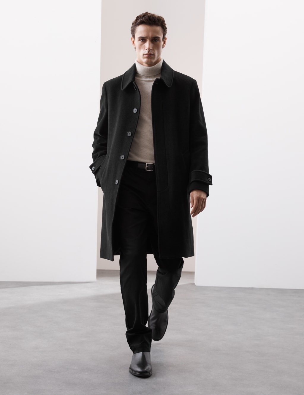 Plain black coat mens online
