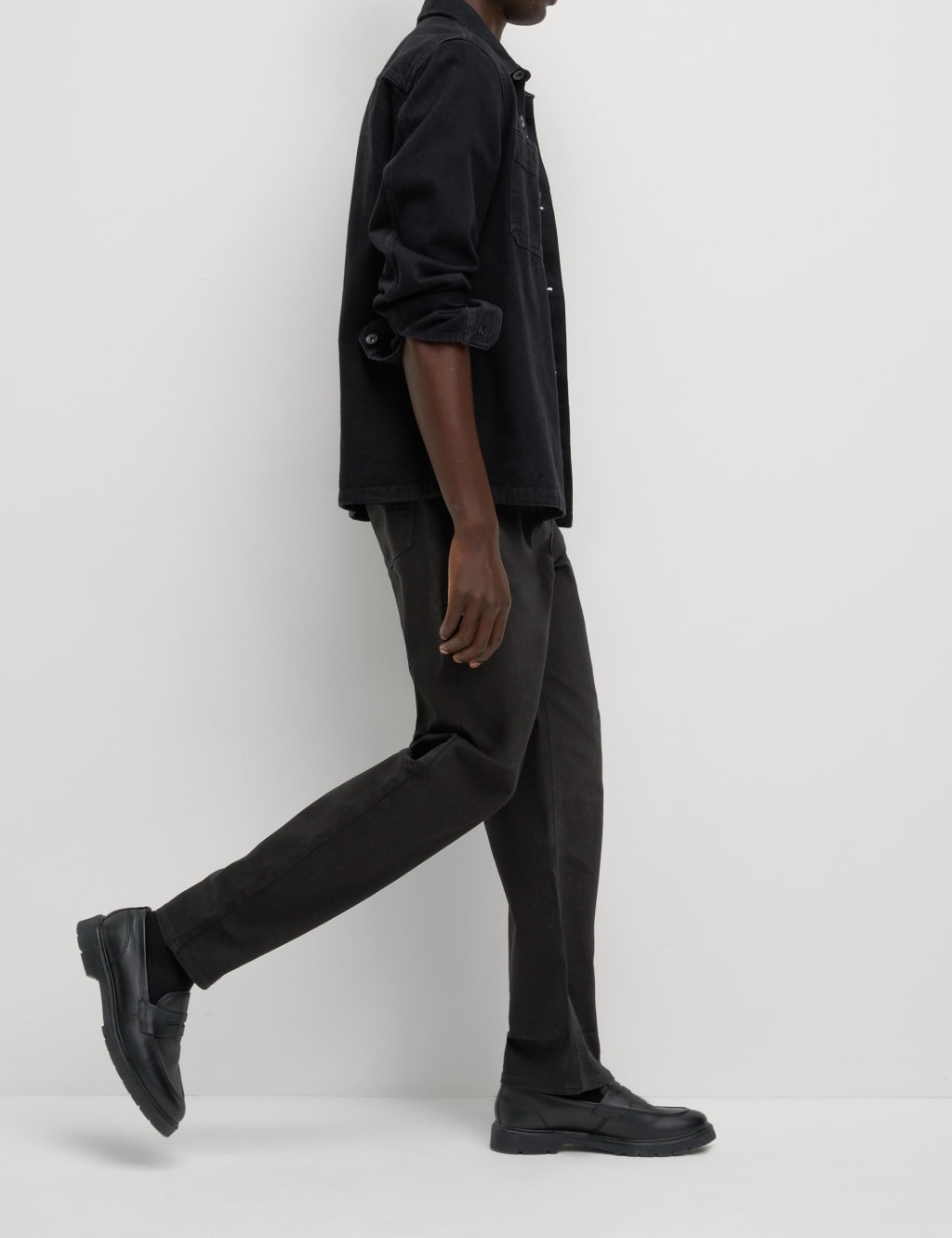 Loose Fit Stretch Jeans
