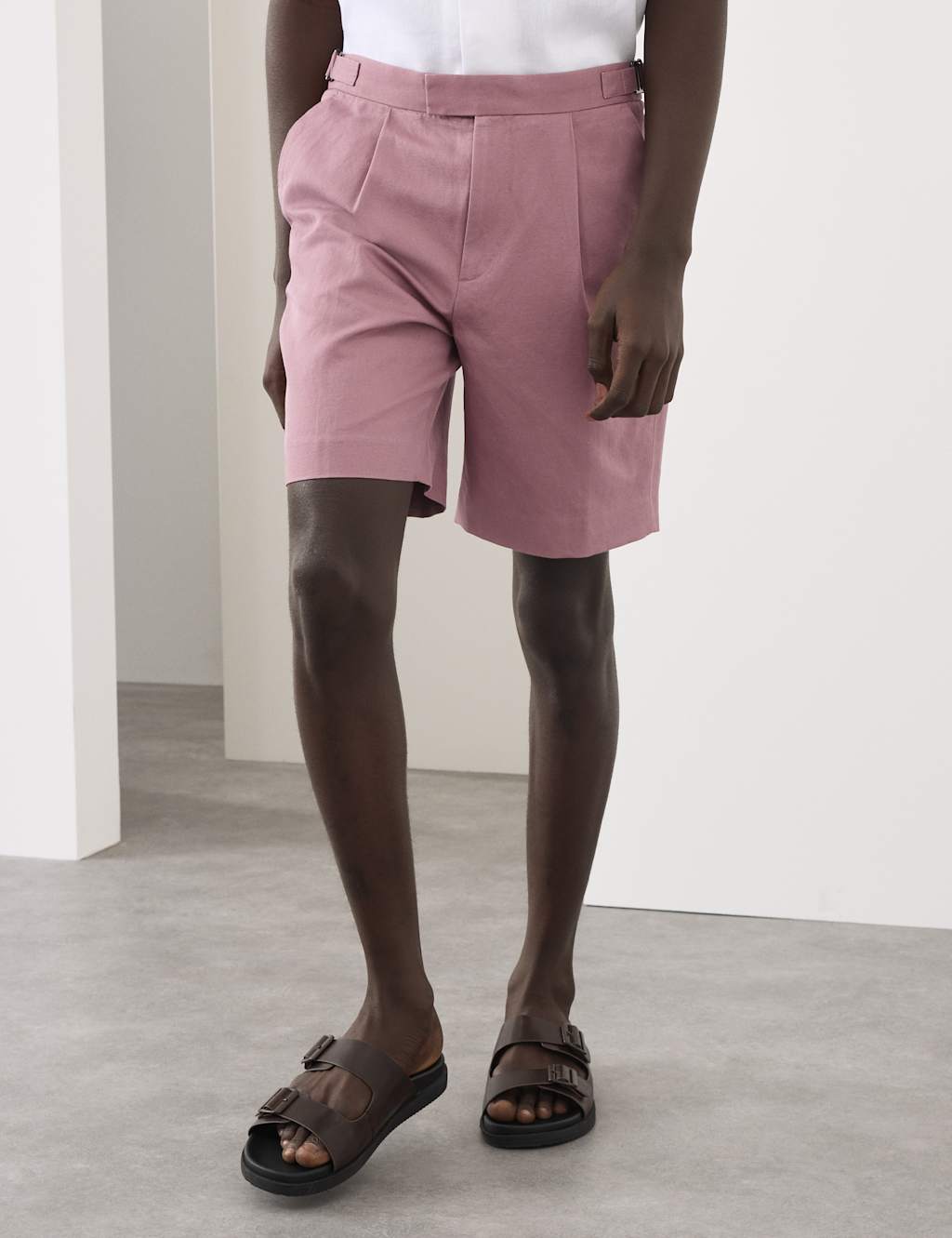 Autograph Men's Cotton Linen Blend Pleat Front Shorts - 30 - Dusted Pink
