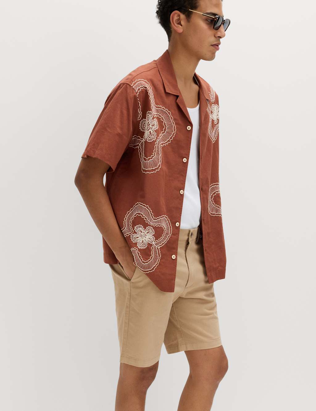 M&S Men's Regular Fit Stretch Chino Shorts - 42 - Sandstone