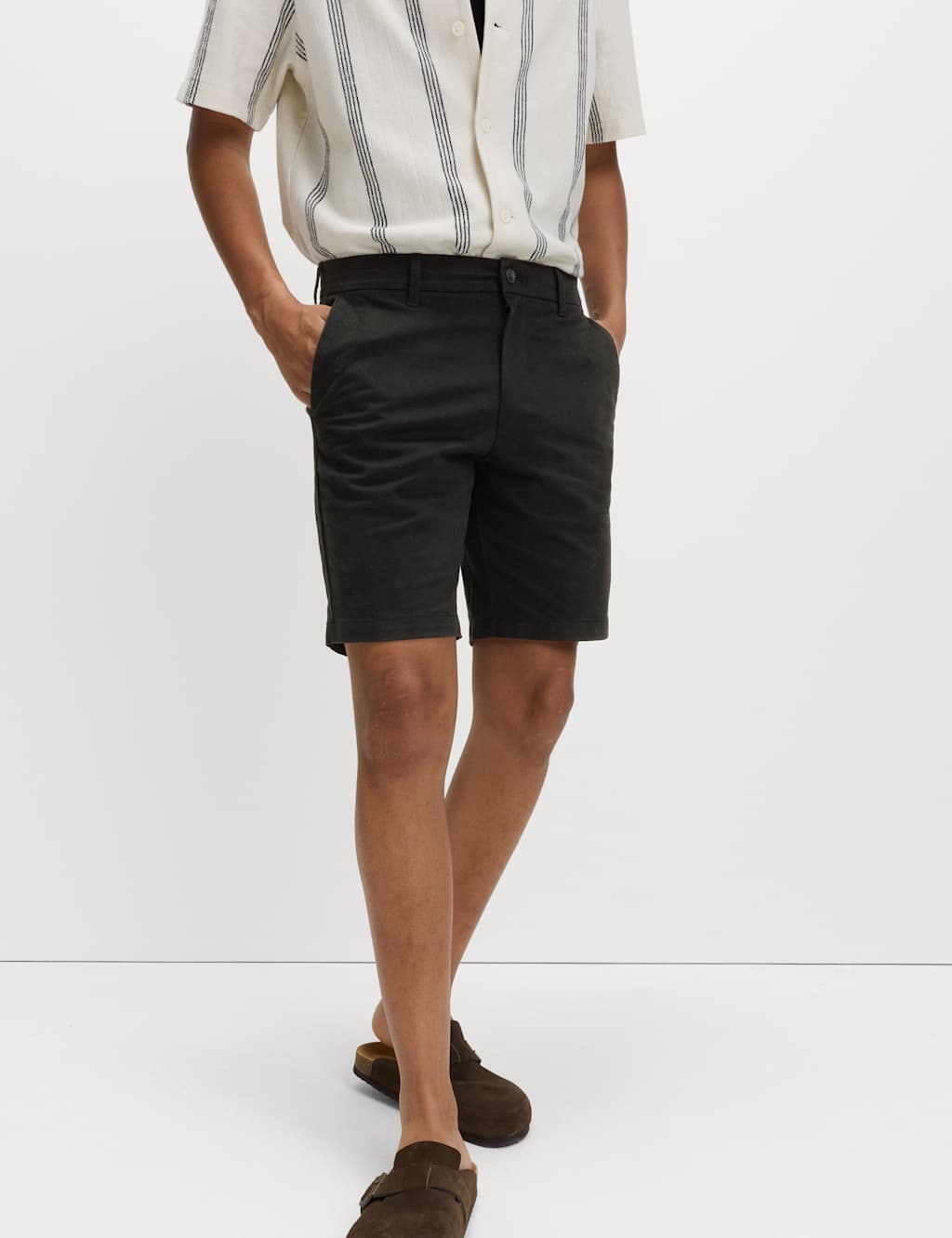 M&S Men's Slim Fit Stretch Chino Shorts - 36 - Black/Black