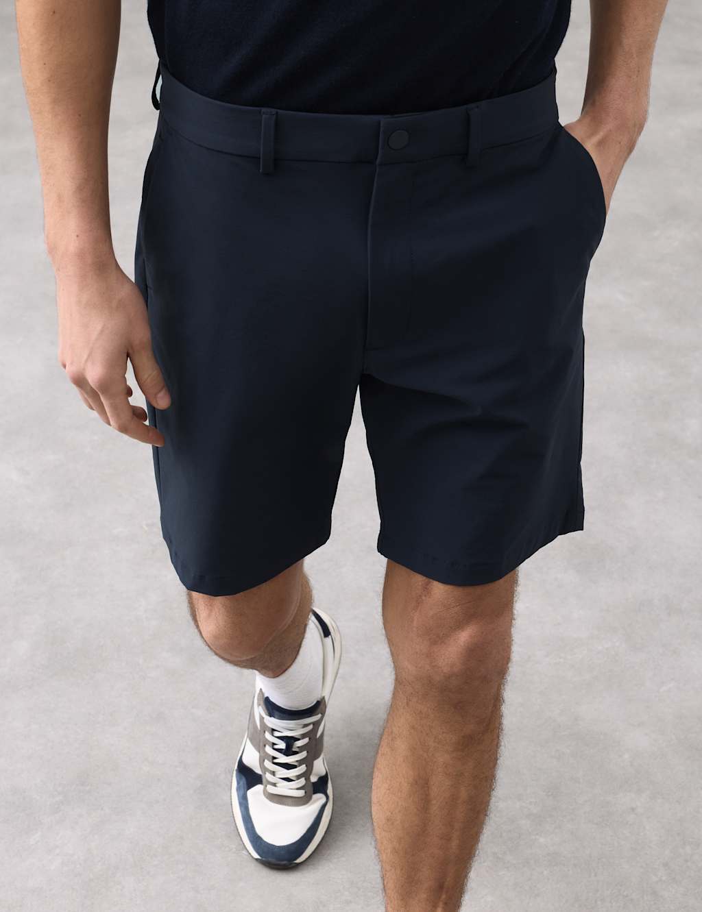 Autograph Men's Performance Technical Stretch Shorts - 44 - Dark Navy