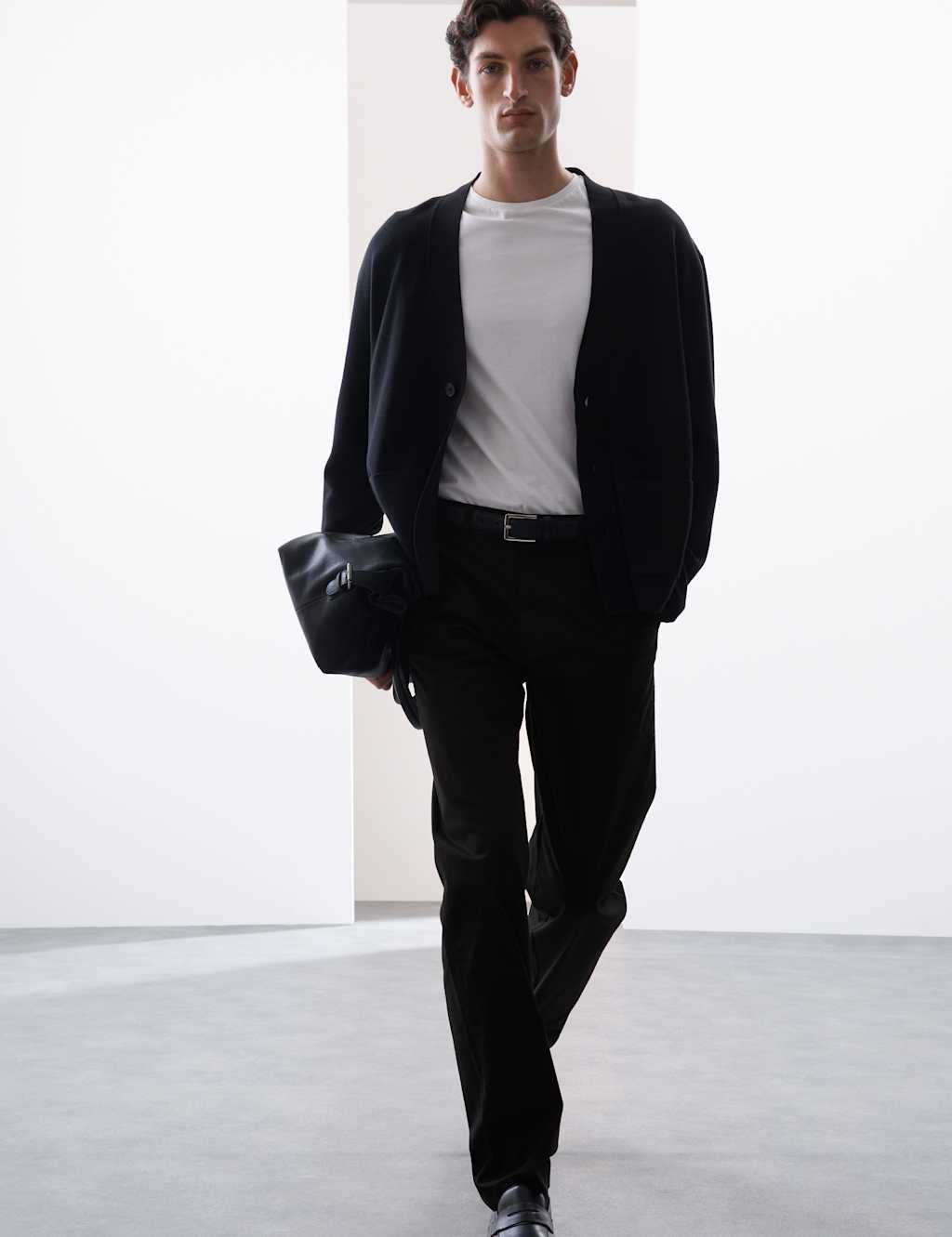 Loose Fit Super Lightweight Chinos