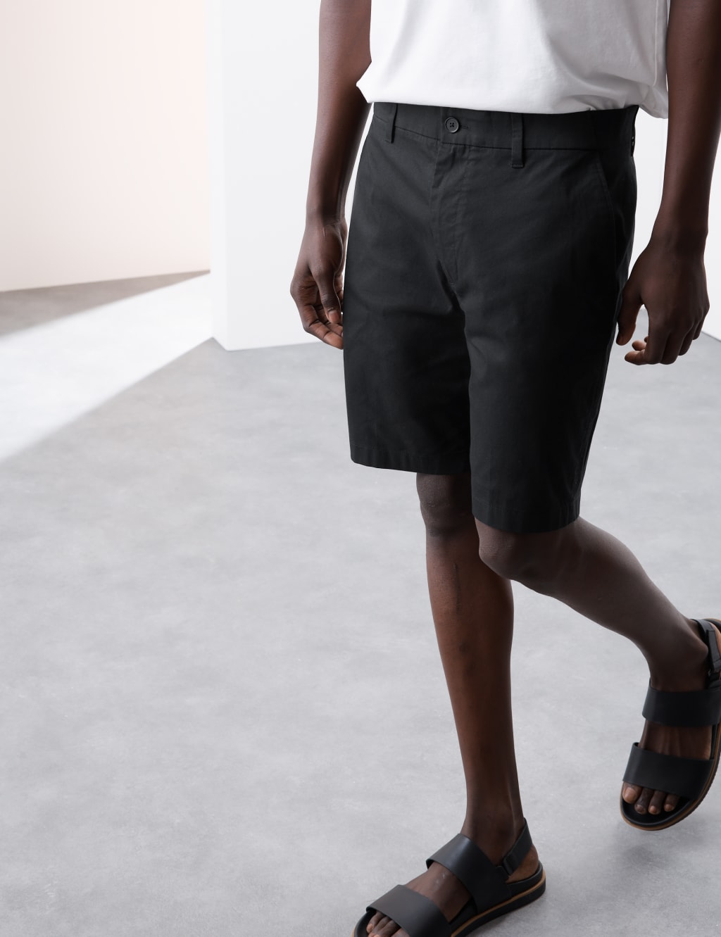 Regular Fit Super Lightweight Chino Shorts