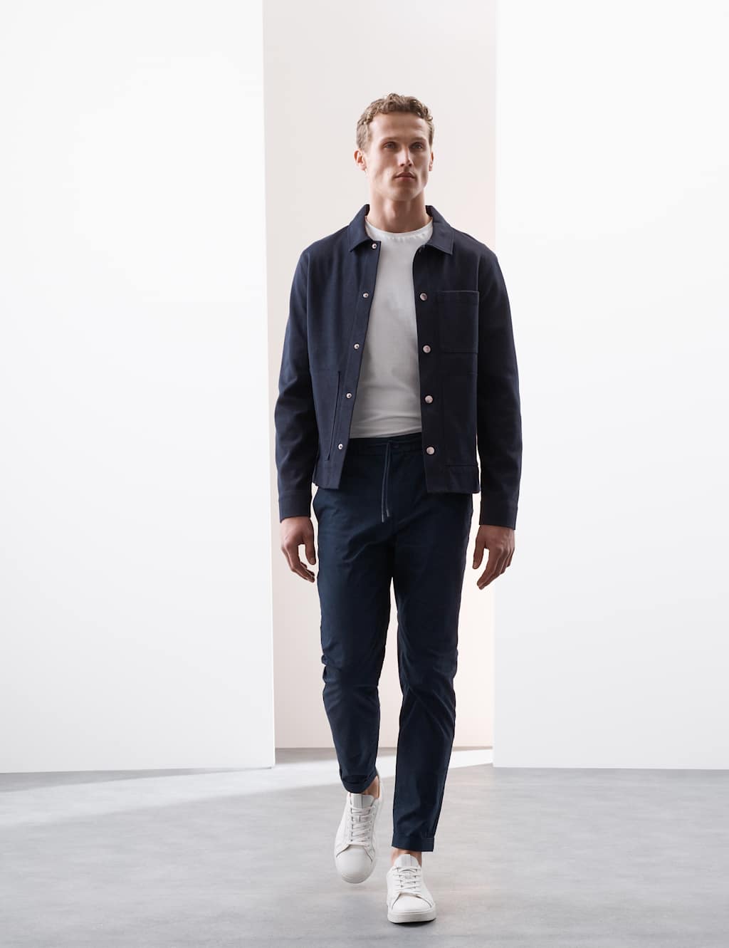 Super Lightweight Tapered Fit Elasticated Waist Trousers